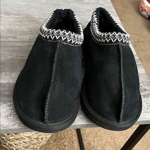 UGG Black Slippers with Woven Trim